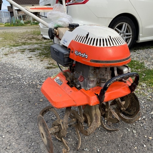 動作品農協用小型トラクタ