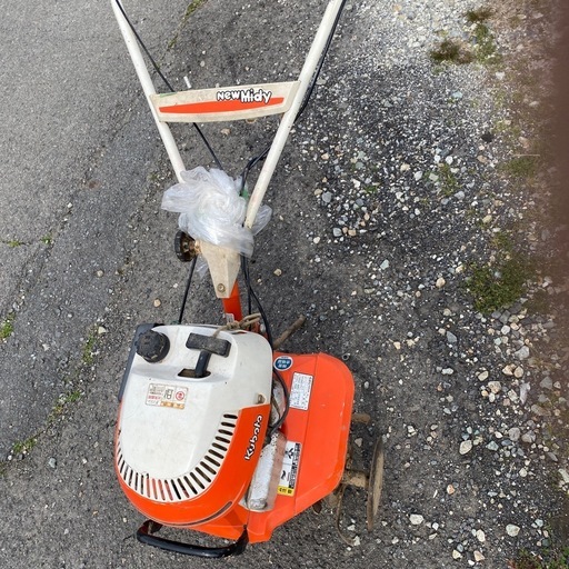 動作品農協用小型トラクタ