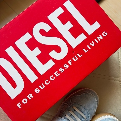DIESELスニーカー