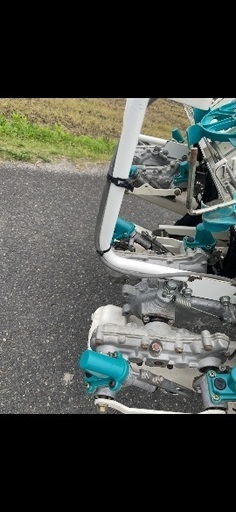 田植え機　4条植　KUBOTA　施肥、除草剤散布つき
