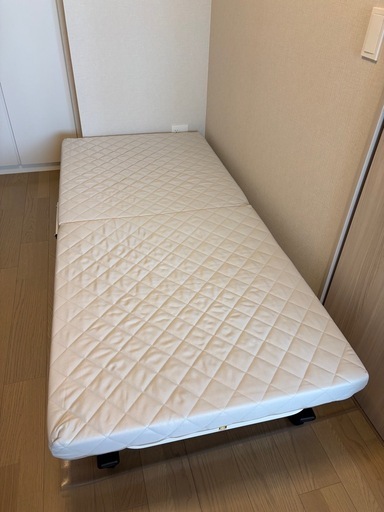 【美品】折りたたみベッド シングルサイズ リクライニング付き