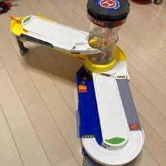 トミカビルの画像