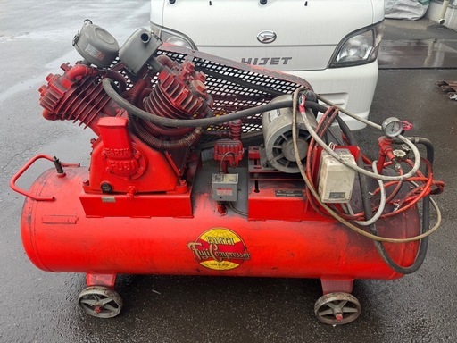 コンプレッサー