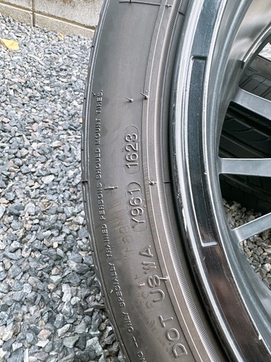 最終値段　245/40 20インチホイールタイヤ