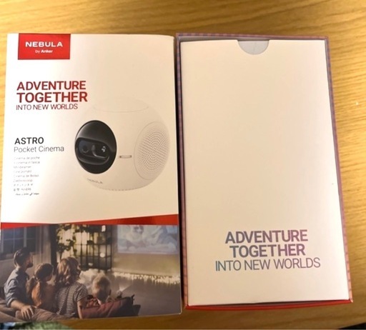 Anker NEBULAポケットシネマ＆パンタグラフ方式50インチスクリーン