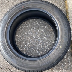 バリ山　205/55R16 4本　iceGRUARD　ヨコハマの画像