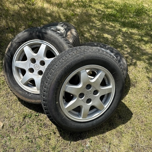検討中　中古　スタッドレスタイヤ、ホイール BRIDGESTONE（ブリヂストン） 中古タイヤ スタッドレスタイヤ ホイール