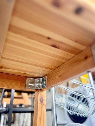 《売約済》IKEA 廃盤 イケア デスク 机 パイン材 BATTERN バッテルン 学習机 パソコンデスク 木製 無垢材 作業台 引き出し付き ナチュラル 北欧風  battern ikea テーブル