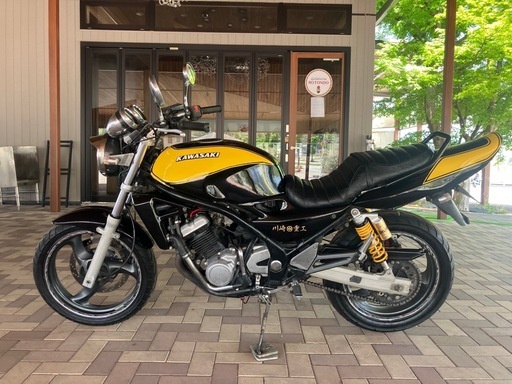 KAWASAKI！バリオス2 ZR250B カスタムオールペイントZ2テール集合