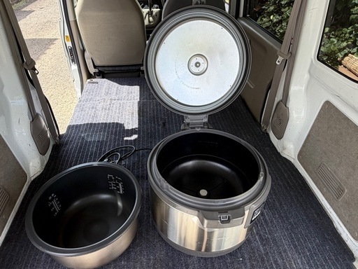 54A炊飯器（業務用・200V）出品します。