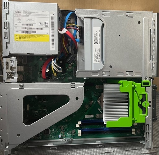 パソコン FUJITSU ESPRIMO D588/VW