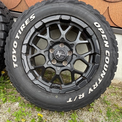 TOYOタイヤ　OPEN COUNTRY R/T 4本　ホイールセット