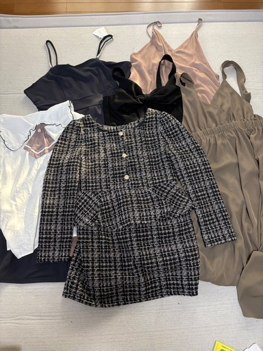 大きいサイズのレディース服や靴など32点