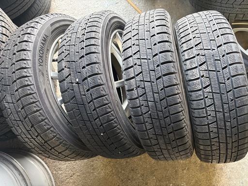 激安 軽自動車用社外アルミホイール冬タイヤ付き 腐食あり YOKOHAMA 155/65R14 4本 履き潰しなどに