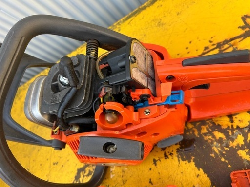 ハスクバーナチェーンソー235e 動作品