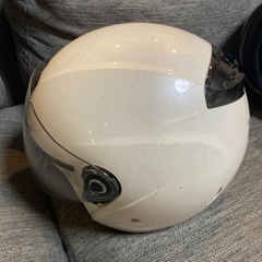 ＯＧＫ オージーケー　ジェット型ヘルメット　VENIRE（ヴェニーレ）白色の画像