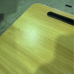 G 折りたたみテーブルの画像