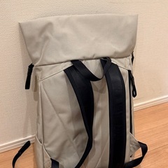 取引中【美品】ノースフェイス ピレネーバックパック（ライトグレー）の画像