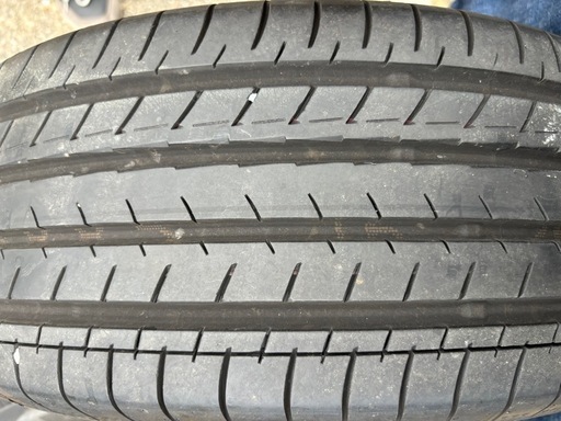 ヨコハマタイヤ4本セット 205/60R16