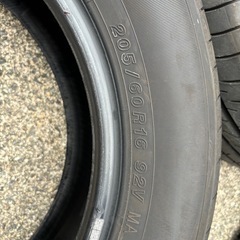 ヨコハマタイヤ4本セット 205/60R16の画像