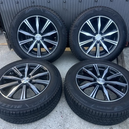 ブリヂストン　バルミナ　18×7.5J ＋42 5H-114.3 ブリザック　VRX3 225/60R18 100Q 2023年製　スタッドレス　4本　ハリアーなど