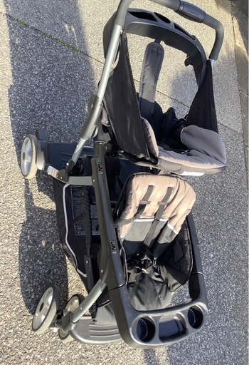 2人乗りベビーカー　グレコ　GRACO