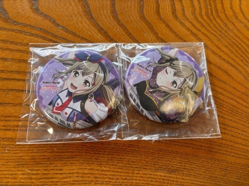 【未開封】バンドリ　ぽっぴんどりーむ　星型缶バッジ 戸山香澄 本日まで】バンドリ ポピパ 戸山香澄 缶バッジ 微風遊園 中国限定②