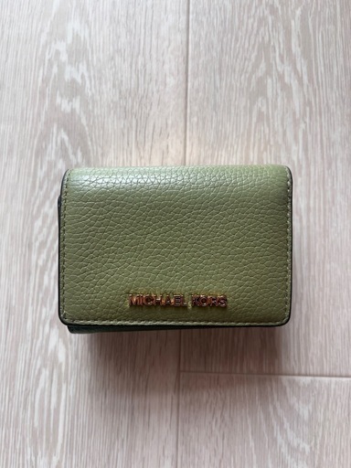 MICHAEL KORS オリーブグリーン 二つ折り財布