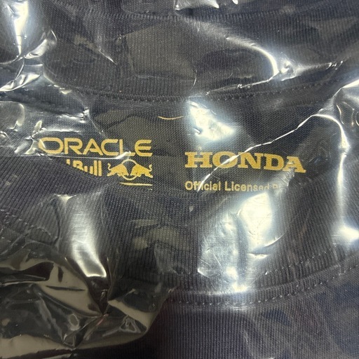 新品‼️ORACLE.レッドブルレーシング‼️ドライバーズチャンピオン‼️