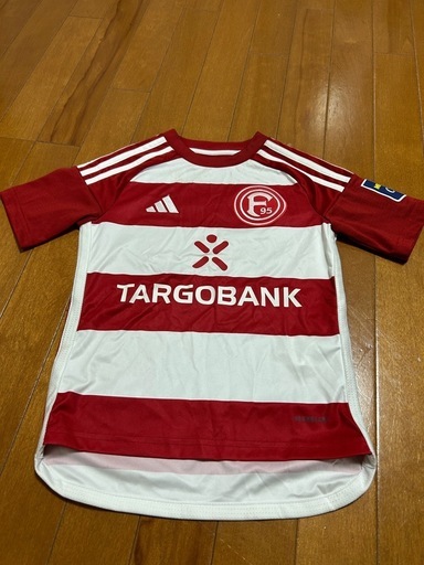 【レア品】フォルトゥナ・デュッセルドルフ サッカーシャツ 7-8Y 子供用130