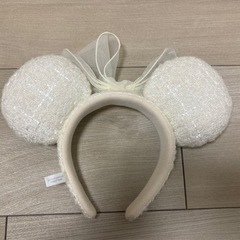 ディズニーカチューシャ ミニー 白の画像