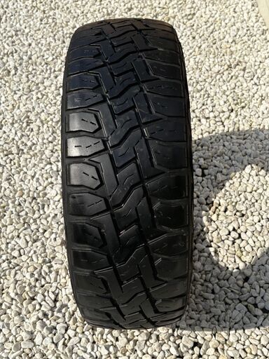 215/65R16C 109/107 1本 TOYO TIRES トーヨータイヤ オープンカントリー R/T 2022年製 中古夏タイヤ ラジアルタイヤ