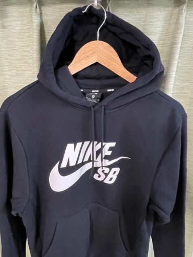 NIKE SB パーカー M 裏起毛 ビッグロゴ ブラック 人気 定番