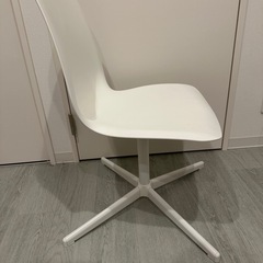 IKEA イス　白の画像