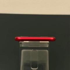 iPhoneSe3純正バッテリー100%128gbレッドの画像