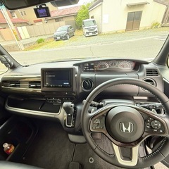ホンダ N-BOX カスタムの画像