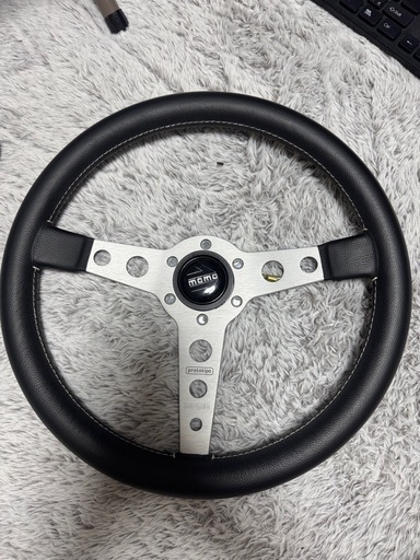 値下げMOMO   ステアリングprototipo