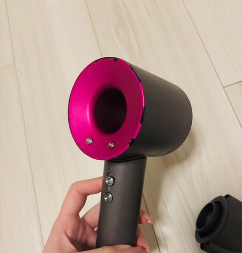 【動作確認済】ダイソン ドライヤー　使用感あり