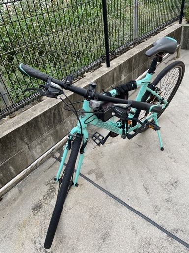 Bianchi C-Sport 1クロスバイク&ヘルメット