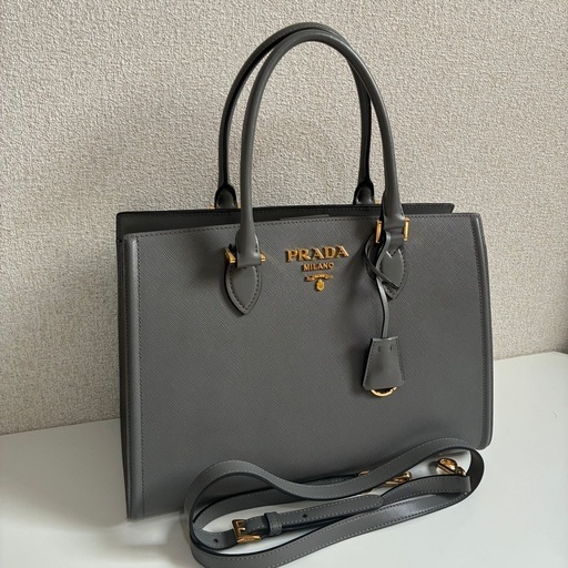 【美品】PRADA サフィアーノ 2WAY ハンドバッグ ショルダーバッグ