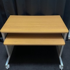 ニトリ PCデスク PCラックの画像