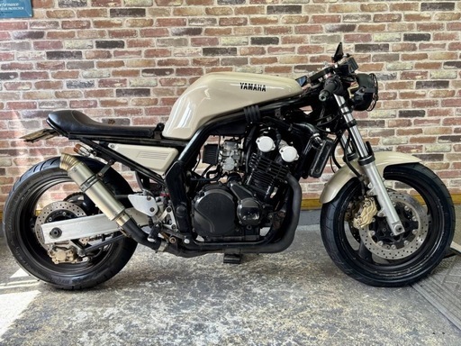 【唯一無二のビンテージ オリジナル カフェレーサー フルカスタム♪車検付】ヤマハ FZ400 多数整備絶好調 動画有 検 FZR XJR CB NINJA TZR