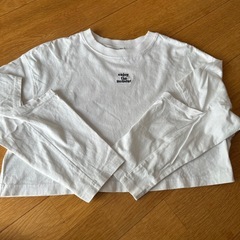 GU キッズクロップド長袖カットソーの画像