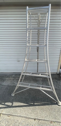 中古現状品 長谷川工業(Hasegawa) オールアルミ三脚 脚立GSC-180T