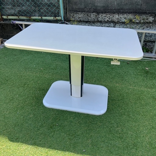 昇降テーブル　幅100cm 奥行60cm 高さ50cm〜75cm  昇降式