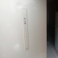 F4M1k9 送料設置無料　Panasonic　自動製氷機能付大型冷蔵庫　315Lの画像
