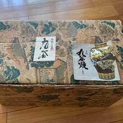 【九谷焼】花瓶（スタンド付）の画像