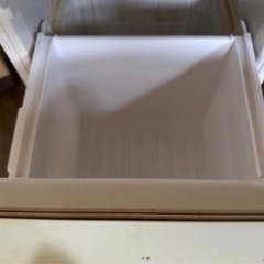 ジャンク　Panasonic ノンフロン冷蔵冷凍庫NR-TB141Wの画像