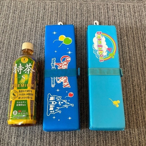 Disney ★ ポータブルクッション　2個セット　希少
