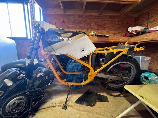 vt250fフレームエンジンキャブレター